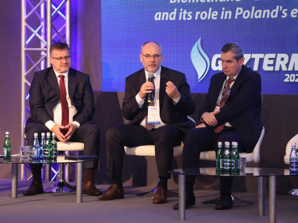 Uczestnicy panelu PSG podczas konferencji Gazterm, m.in. prezes PSG Ireneusz Krupa i przewodniczący rady nadzorczej PSG Jarosław Wróbel