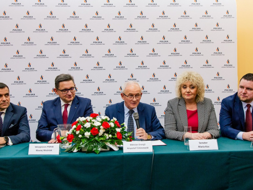 Uczestnicy konferencji prasowej w Halinowie