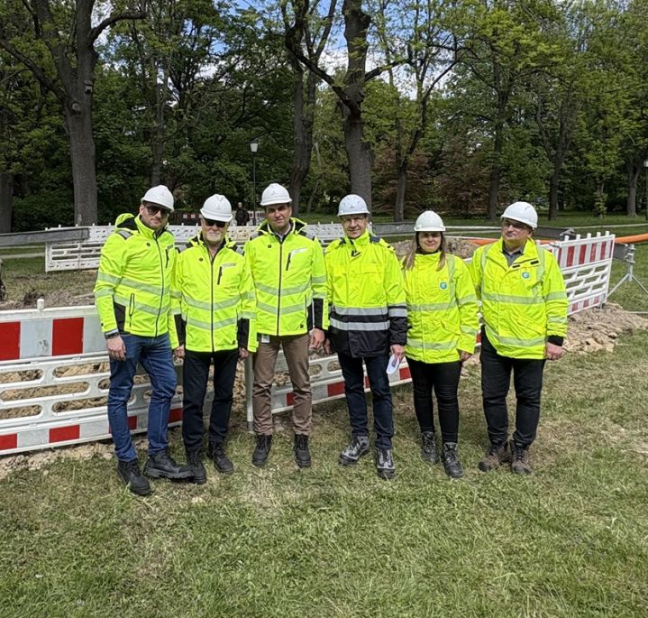 Members of the PSG Management Board during a visit to the investment site in Łódź