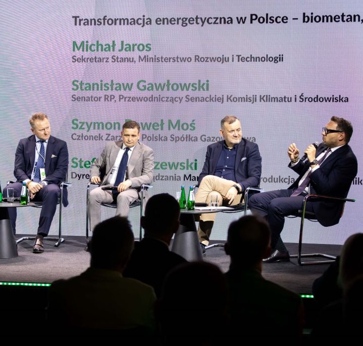 Uczestnicy panelu dyskusyjnego podczas konferencji PSG ważnym elementem transformacji energetycznej w Polsce