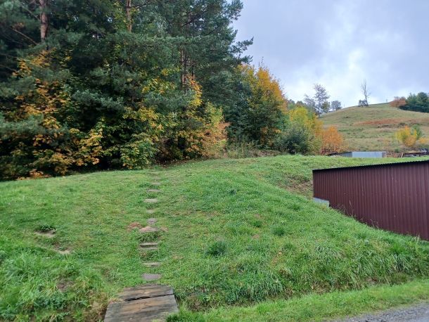widok od strony drogi publicznej